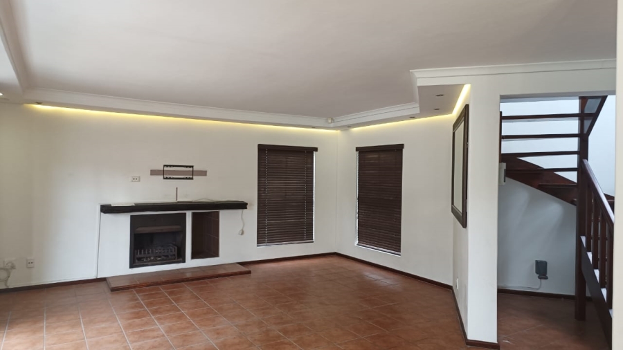 To Let 3 Bedroom Property for Rent in Blouberg Sands Western Cape